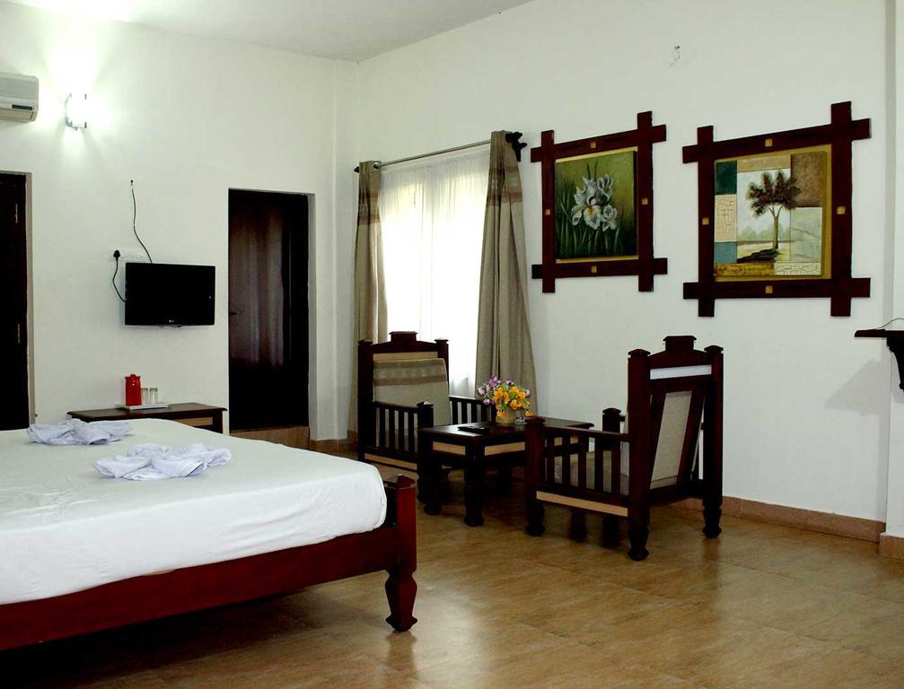 Wayanad Gate Resort Манантавади Экстерьер фото