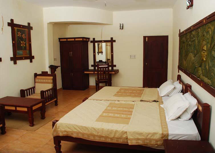 Wayanad Gate Resort Манантавади Экстерьер фото